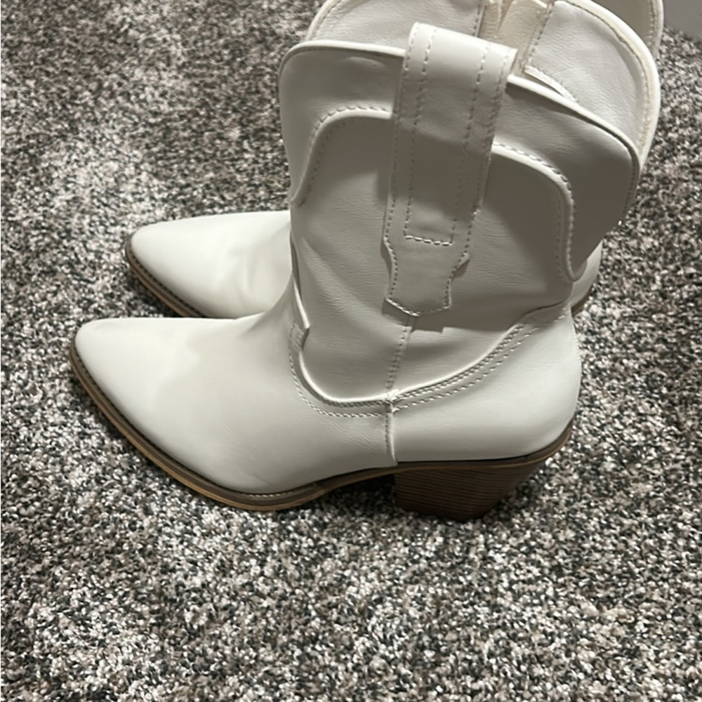 Women's White Western Boots